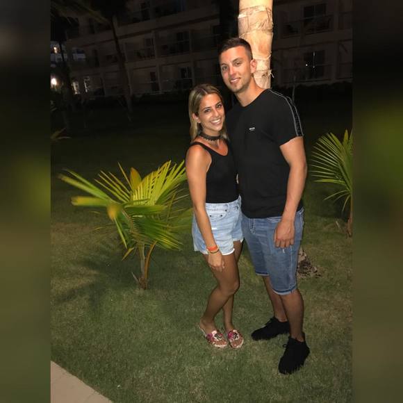 Meet your Posher, Christina - Picture 1 of 1